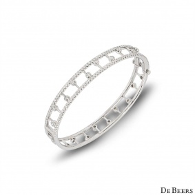 De Beers White Gold Diamond Dewdrop Bangle B102147 De Beers White Gold Diamond Dewdrop Bangle B102147